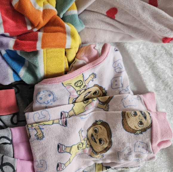 Pajamas Sets Girls Size 12-18 mths - Picture 4 of 5